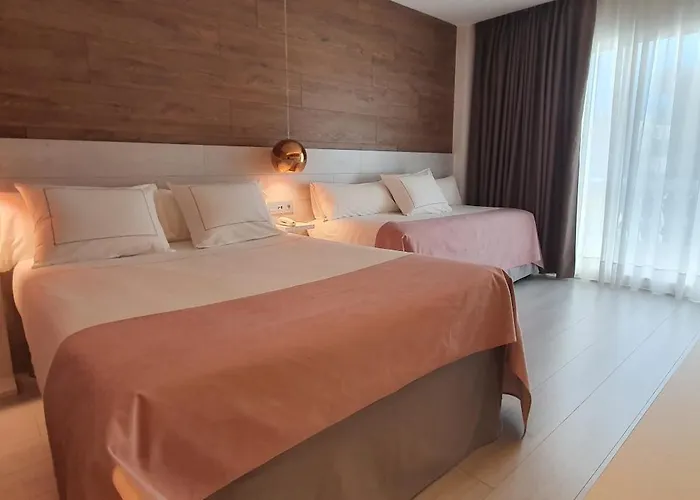 Bernat Ii 4*sup 호텔 4*