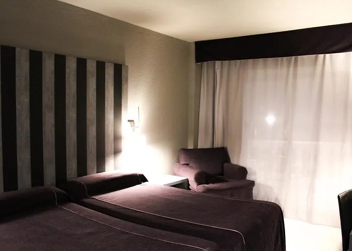 Bernat Ii 4*sup 호텔 4*